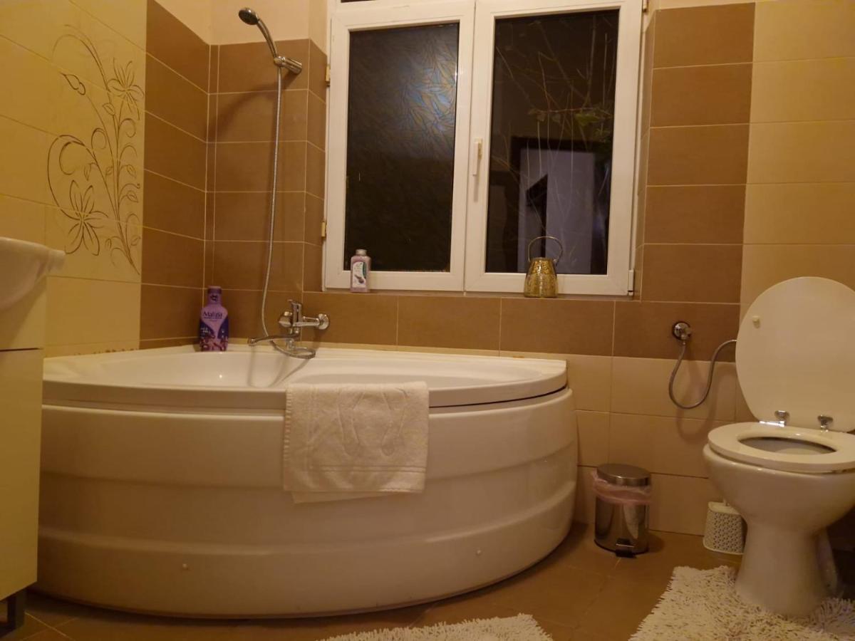 M&A Mario Ultra Central Apartament Apartment Брашов Екстериор снимка
