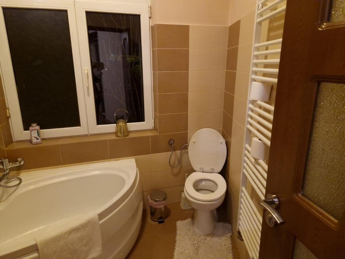 M&A Mario Ultra Central Apartament Apartment Брашов Екстериор снимка